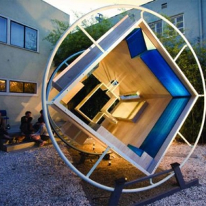 旋轉(zhuǎn)空間