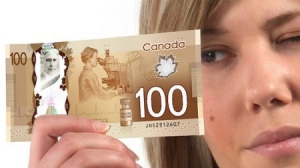 加拿大發(fā)行超防偽的塑料錢幣