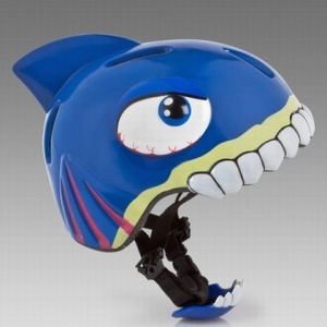 鯊魚頭盔