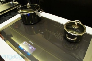 全屏式感應(yīng)灶臺(tái)