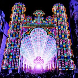 美輪美奐的LED教堂