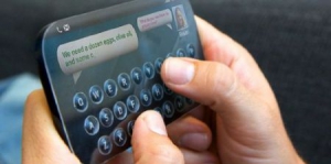 觸摸屏上的實(shí)體按鍵