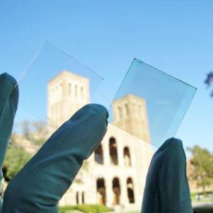 新型透明的太陽能電池板