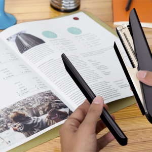 方便的磁性訂書機(jī)