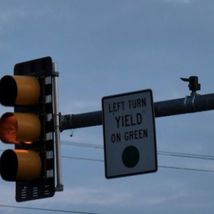 控制紅燈時間的智能紅綠燈