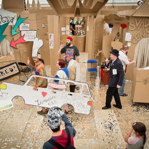 神奇的紙板王國