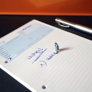 辦公桌上的小人國