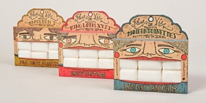 滿嘴“白牙”的肥皂包裝