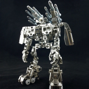 達(dá)人自制機(jī)甲戰(zhàn)士