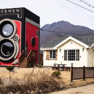 雙反相機(jī)咖啡館