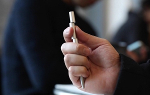 趣味辦公筆之對(duì)不齊的筆桿