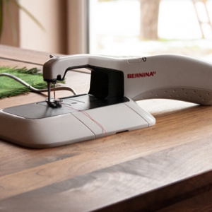 手持移動(dòng)縫紉機(jī)