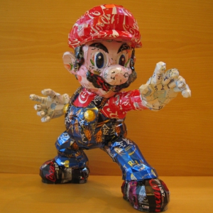 可愛的易拉罐卡通人