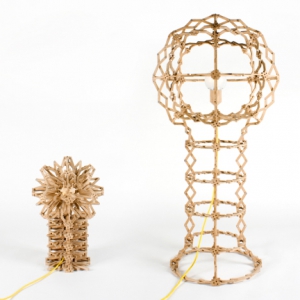 可伸展收縮的木結(jié)構(gòu)燈