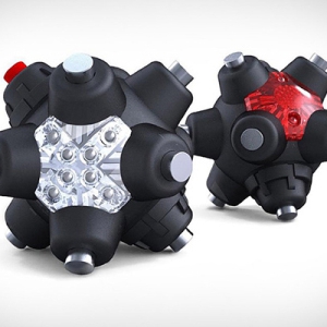 趣味多功能地雷燈