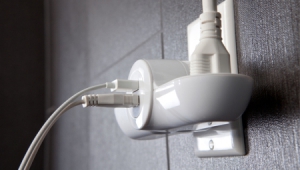 展翼式折疊插座