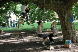 移動秋千咖啡桌