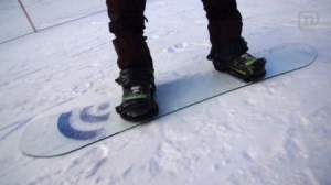 世界首款玻璃滑雪板