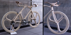 飄逸的木制自行車