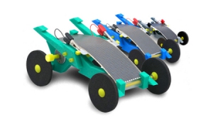 玩不壞的太陽能板泡沫玩具車