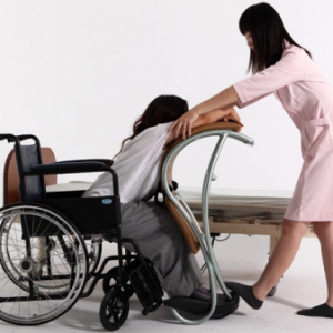 輪椅助起設(shè)備