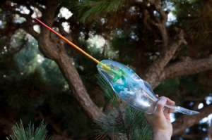 精美的獨(dú)角鯨雕塑