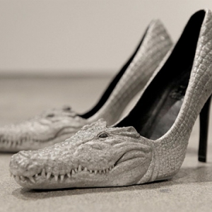 鱷魚(yú)高跟鞋