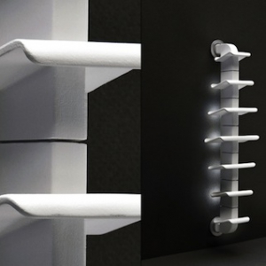 創(chuàng)意脊柱書架