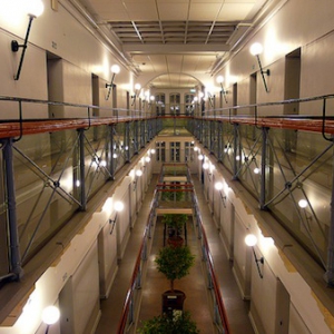 11家創(chuàng)意監(jiān)獄賓館賞